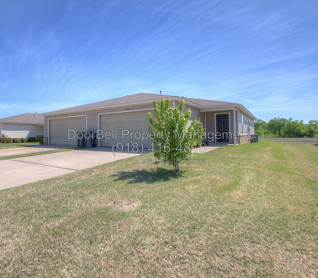 Photo - 5801 N 34th St