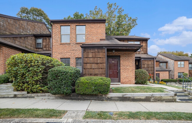 Building Photo - 50 Rittenhouse Ct Unit Rittenhouse