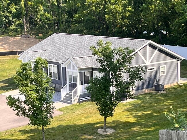 Beautiful Craftsman Duplex - 891 Old Vinton Mill Rd NE Unit B Unit B
