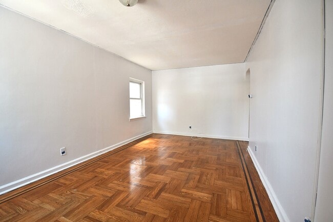 Photo - 3121 Mickle Ave