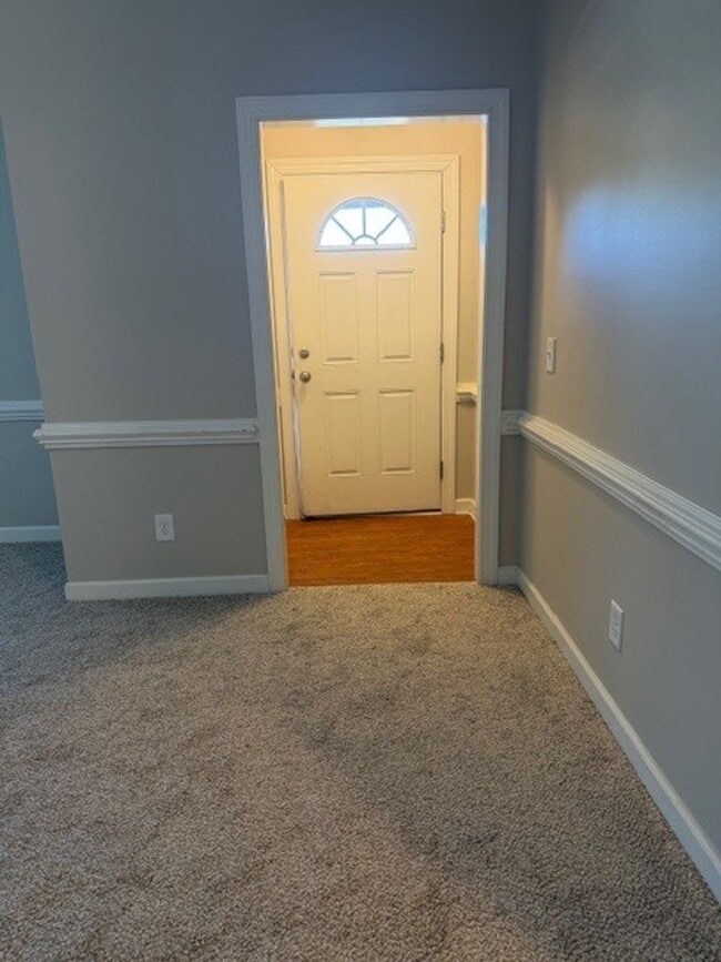 Photo - 105 Tillage Pl