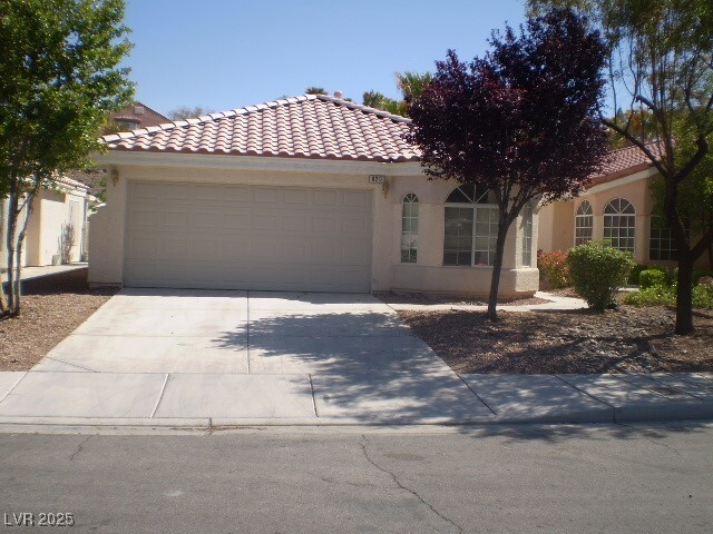 Photo - 820 Binbrook Dr House