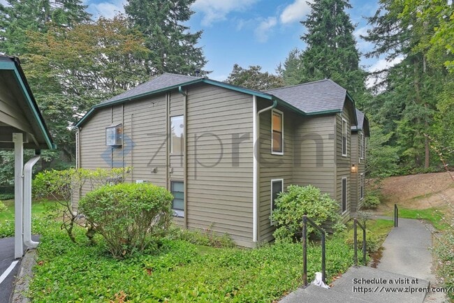 Building Photo - 13801 Old Redmond Rd Rental