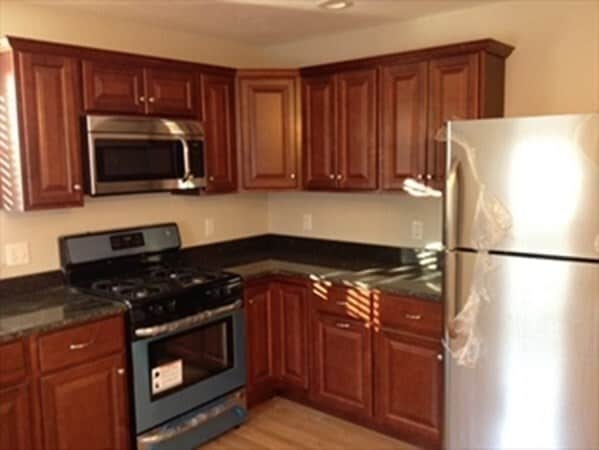 Photo - 1093 High St