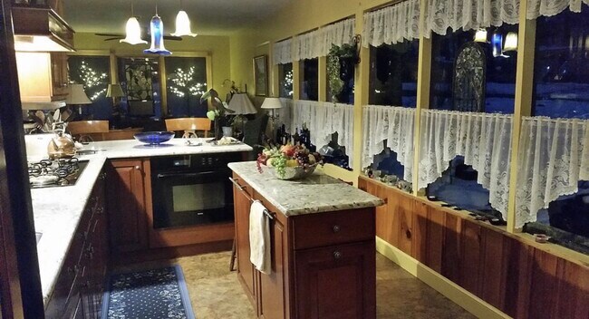 Photo - 605 Austin Ln