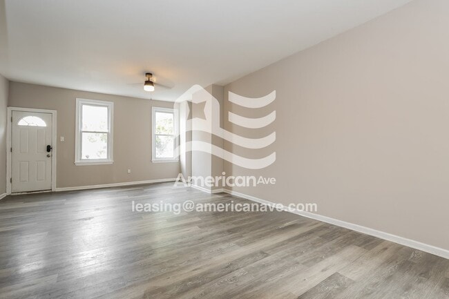 Photo - 5025 Jackson St