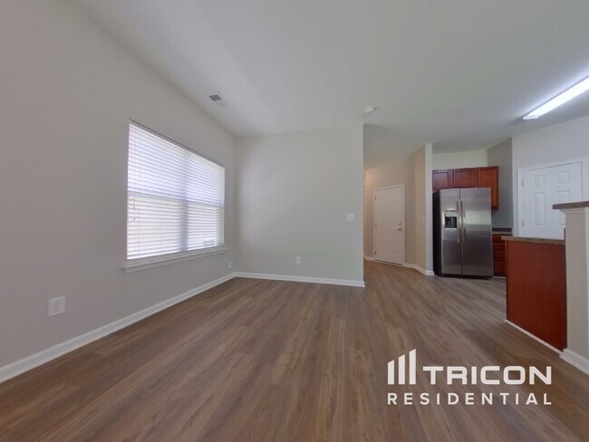 Photo - 520 Westmoreland Rd