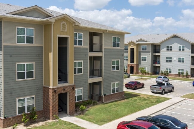 Building Photo - 4101 5th Ave