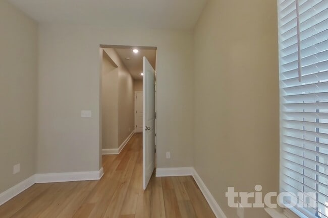 Photo - 1331 Carriage Park Dr