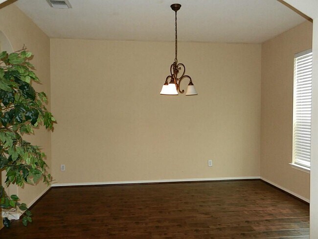 25215 Ibris Ranch Dr