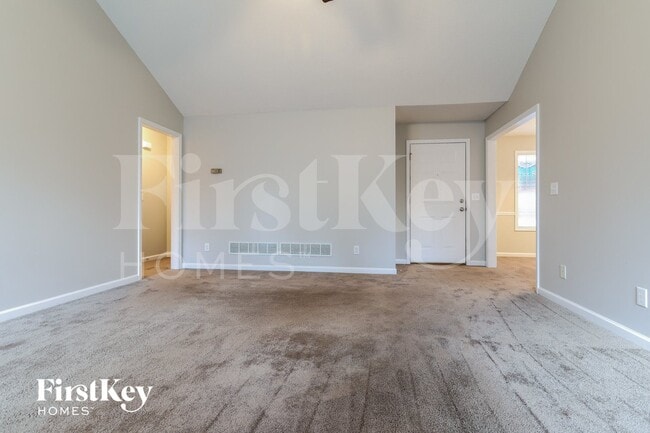 Photo - 3240 Hilltop Cir