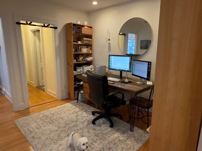 Photo - 21 Chauncy St Unit 3