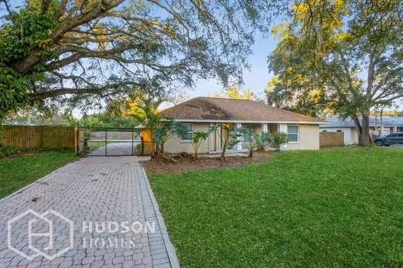 NOW AVAILABLE! - 18502 WALKER RD, LUTZ, FL... - NOW AVAILABLE! - 18502 WALKER RD, LUTZ, FL... House