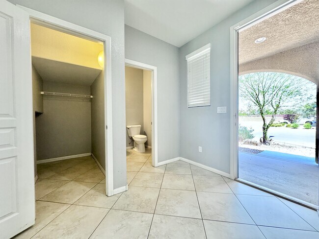 Photo - 10544 Pembroke Bay St