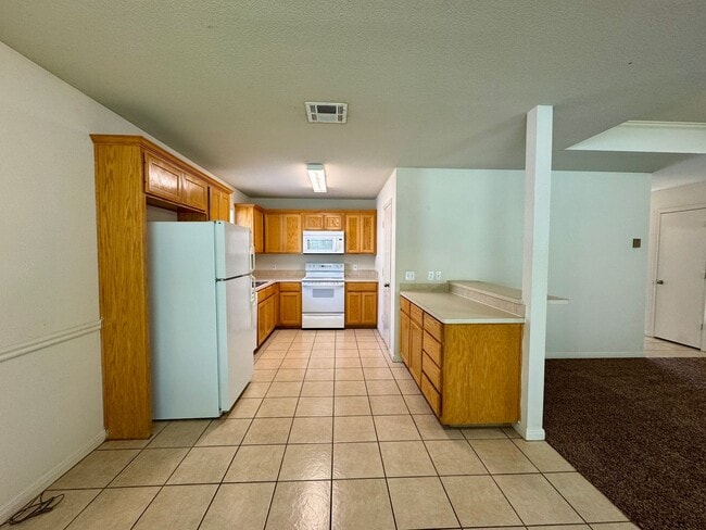 Photo - Duplex *LEASING SPECIAL AVAILABLE*