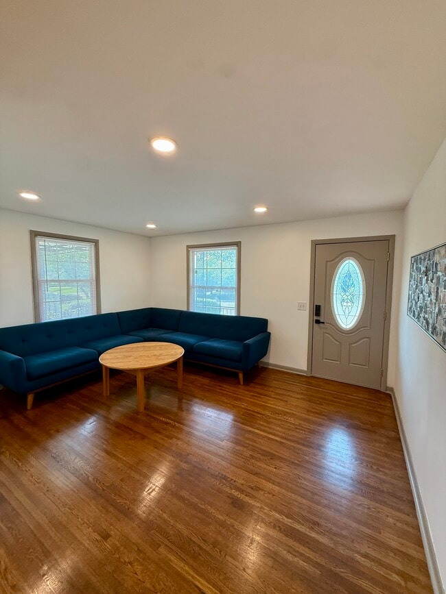 Photo - 809 Joseph Ave