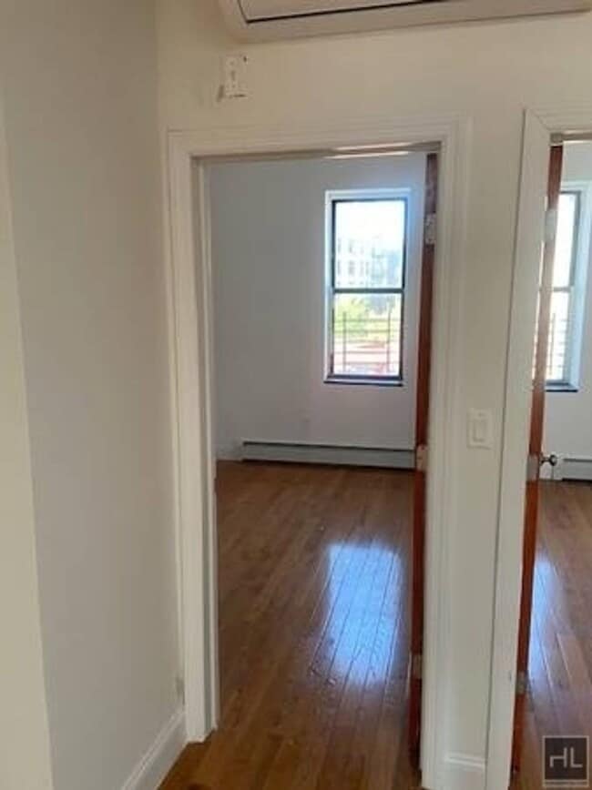 Photo - STERLING PLACE