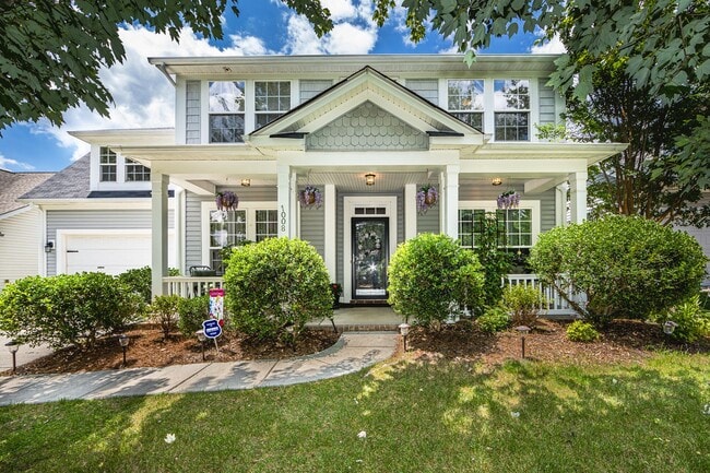 Building Photo - Elegant 4-bedroom Home in Desirable Callonwood Neighborhood in Matthews, NC