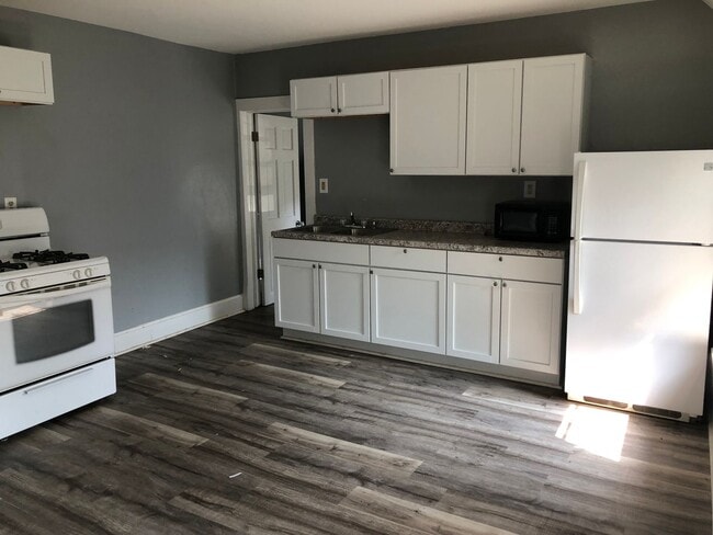 Photo - 930 42nd St Unidad 2