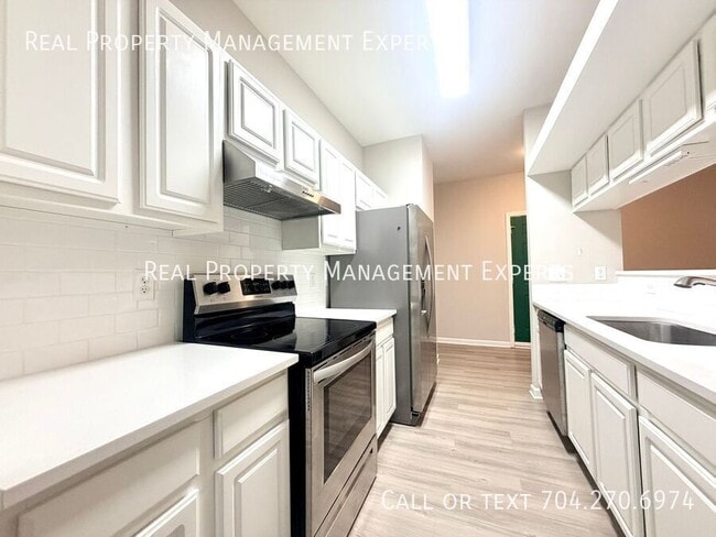 Photo - 2554 Carya Pond Ln