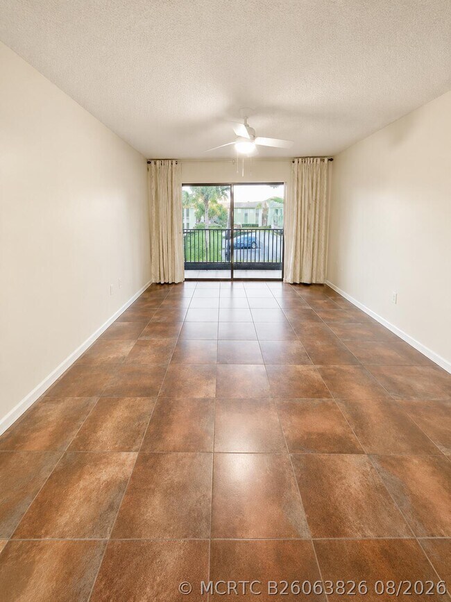 4147 NW 90th Ave Unit 206