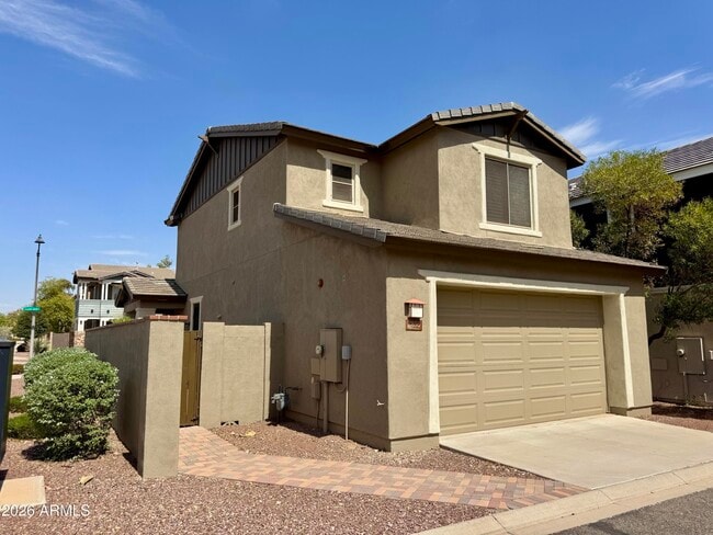 2896 Claire Dr