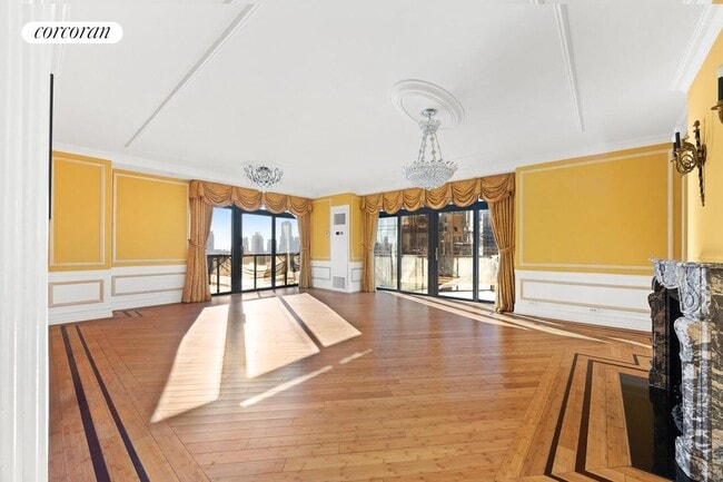 Building Photo - 100 United Nations Plaza