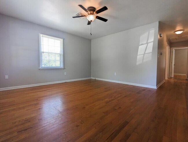 400 Riverside Dr Unit 1