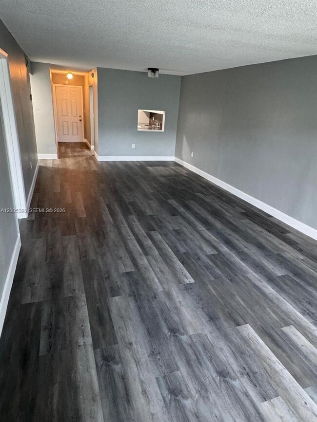 Building Photo - 301 NW 177th St Unit 130