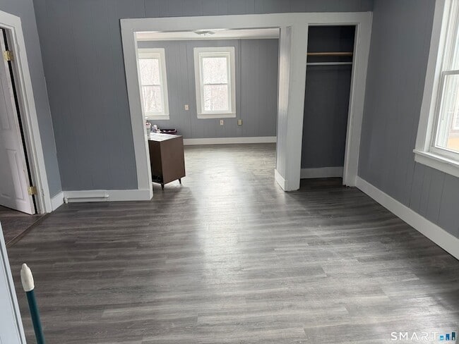 Photo - 139 N Main St