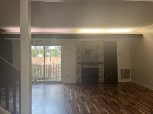 Photo - 3775 Guess Rd