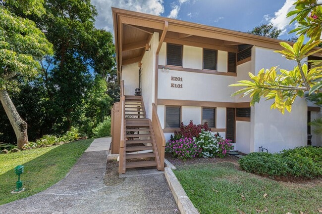 Building Photo - Furnished 2 bedroom, 2 bath, with AC and p... Unit E-101 Rental