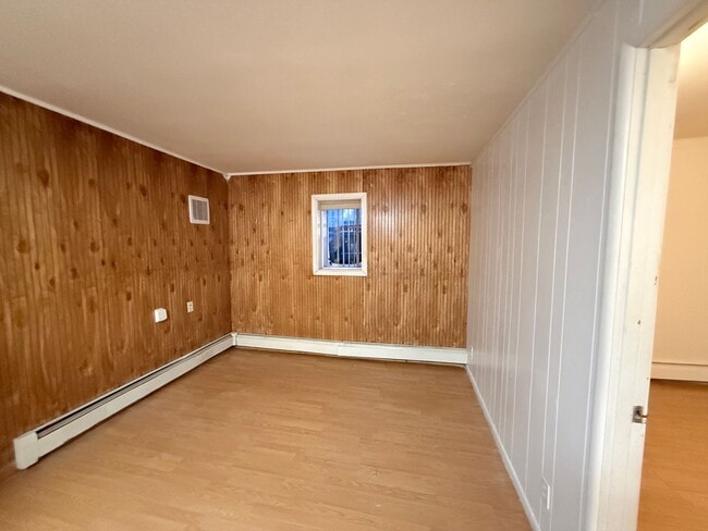 Photo - 612 College Rd Unit 2