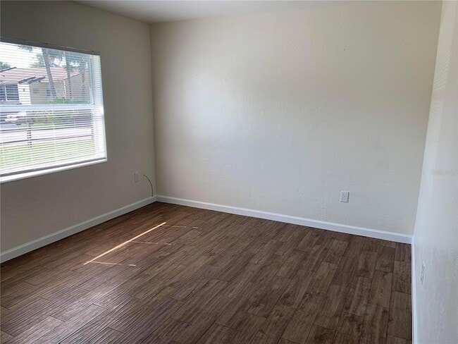 Photo - 127 E Kentucky Ave