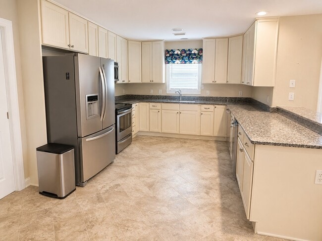 Photo - 109 W Tateway Rd