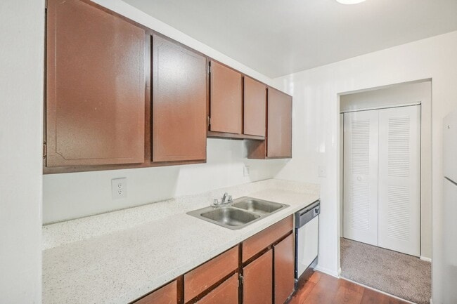 Riverstone Apartments