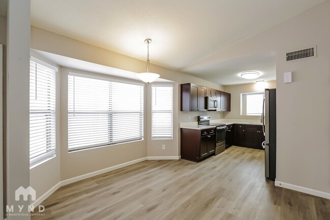 Photo - 4545 N 67th Ave