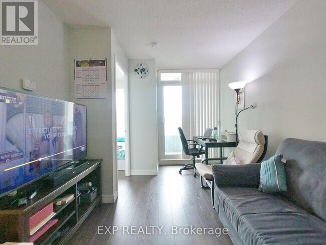 Photo - 17 Barberry Pl Unité 1803