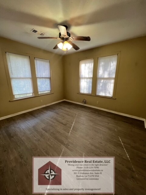 Photo - 807 Jones St