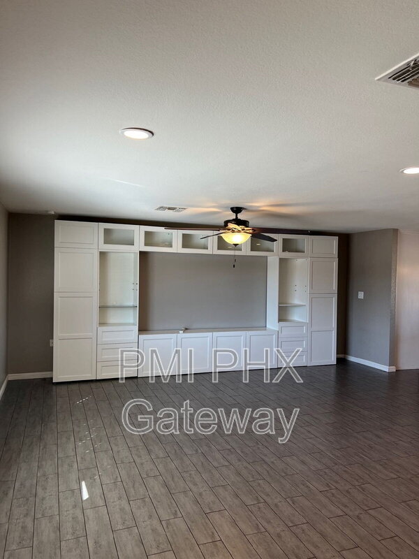 Photo - 1336 W 12th St