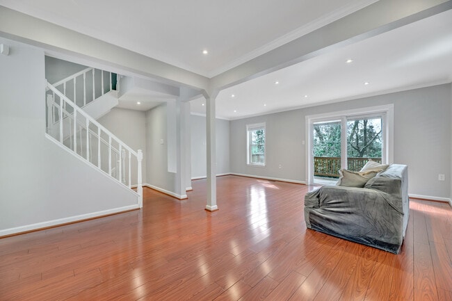 Photo - 7826 Mt Woodley Pl