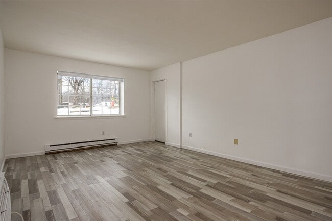 Photo - 506 Fox Run Ln