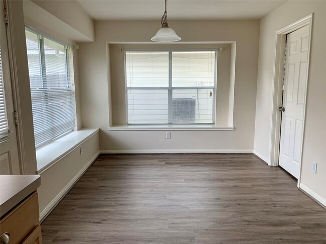 Building Photo - 25203 Bluma Ranch Dr