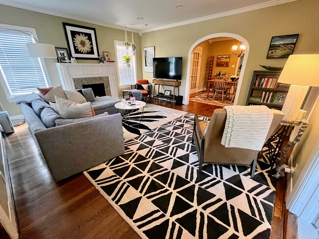 Sala de estar - 2106 Colquitt St Unidad Entire Property