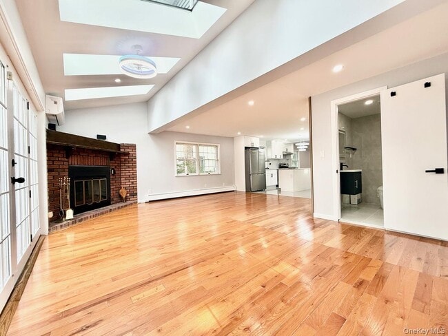 Photo - 20 Baylis Pl
