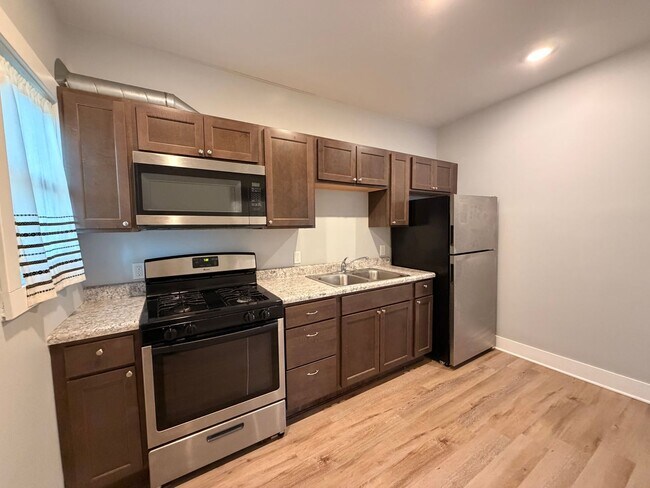 107 Lexington Ave SW Unidad 107 Lexington Ave SW Unit 3