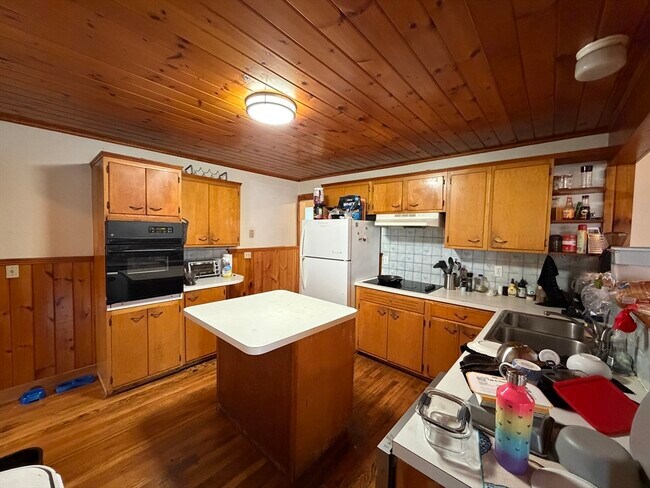 Photo - 92 Wallingford Rd Unit 1