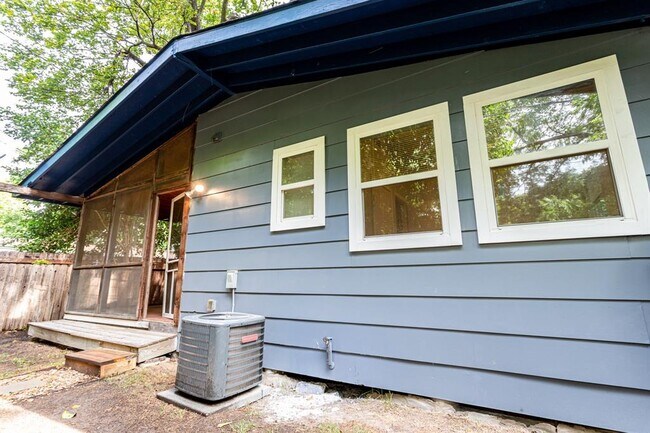 Photo - 1909 Morrow St