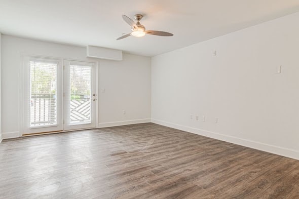 Photo - Sweetbay Apartments