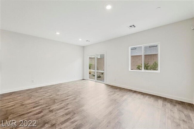 Photo - 12747 Epperly St